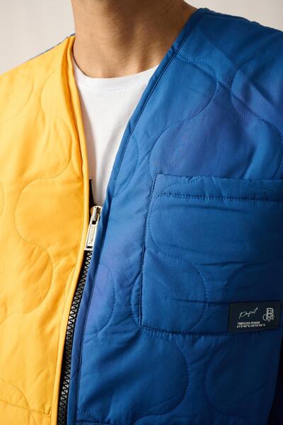 Rocqerx R-2420 Palton matlasat cu garnitură în trei culori