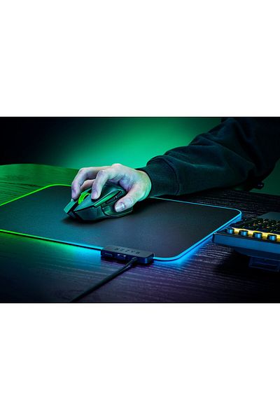 RAZER RAZER BASILISK V3 X HYPERSPEED - Customizable Wireless Gaming Mouse with RGB Lighting