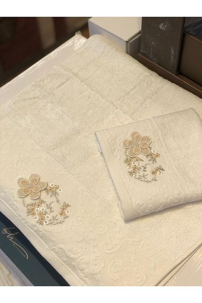 Fiesta 3D Embroidered Daisy and Girl Towel Set - Cream/Coffee