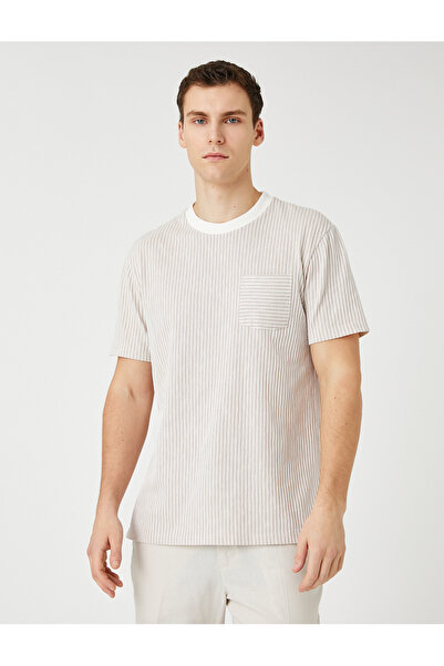 Koton Basic Tişört Bisiklet Yaka Kısa Kollu Cep Detaylı