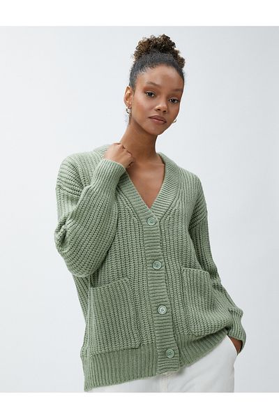 Koton Strickjacke mit V-Ausschnitt und Knöpfen