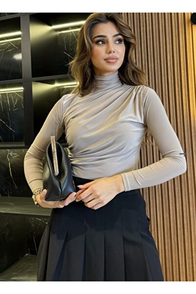 Butik Merrline Sandy Fabric Fashionable Women's Drape Blouse Bady