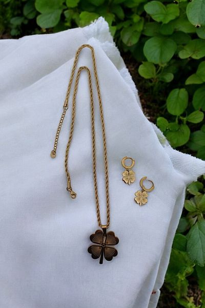 ESMERAY STEEL Set of Superior Steel Luck Clover Necklace and Earrings.