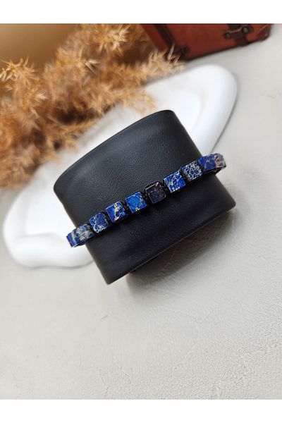 AURA Varasit Macrame Bracelet with Natural Stone