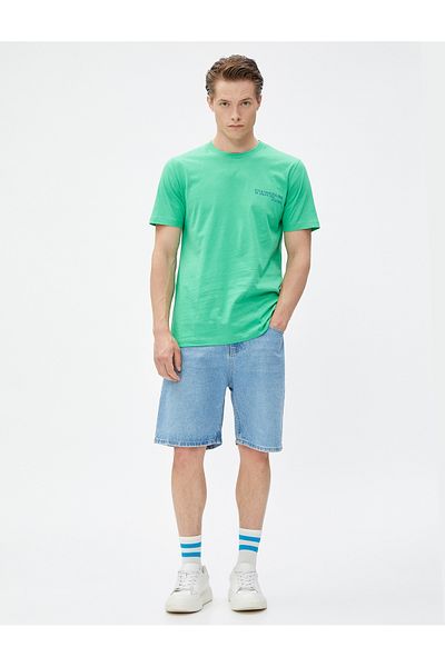 Koton Σλόγκαν εμπριμέ T-shirt με λαιμόκοψη με κοντό μανίκι Slim Fit