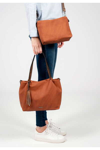 Emily & Noah Shopper Elke