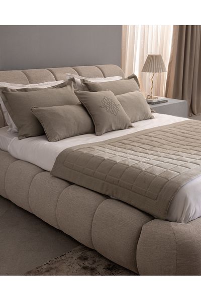 Madame Coco Sillage Bed Runner Set - Mink - Luxury Collection