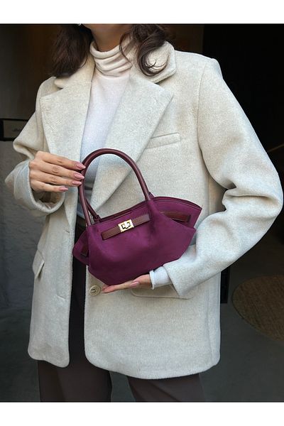 Mojeva Rore Claret Red Women's Handbag with Special Lock Accessory