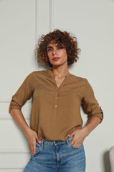 Butik Кафява риза от вискоза с яка „съдия“ и половин шевове 1500064
