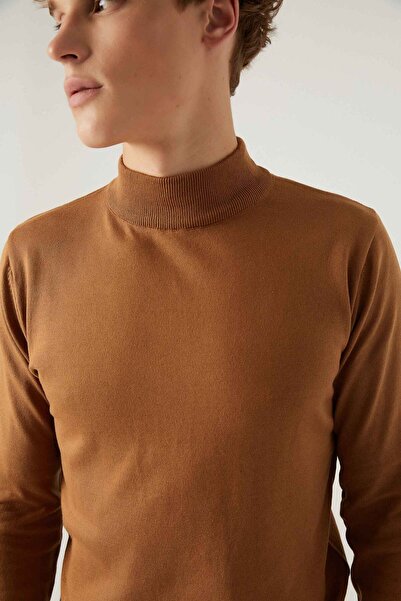 D'S Damat Μείγμα από βαμβάκι σε χρώμα καμήλα - Πλεκτό πουλόβερ με μισό λαιμό, κανονική εφαρμογή