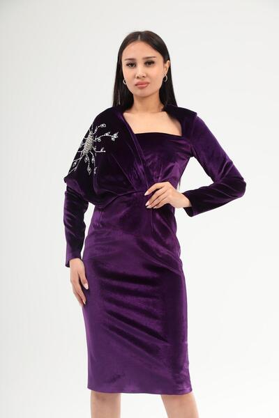 Aperla Uzun Kollu Taş İşlemeli Midi Boy Kadife Abiye Elbise