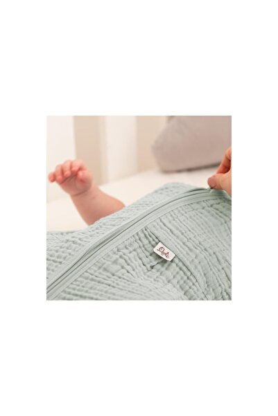 Owli Lovelayers 4 Layer Muslin Sleeping Bag Mint Green