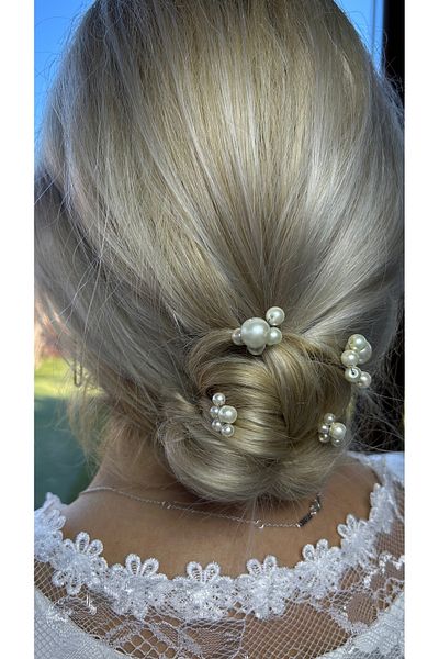 Eva Flore 4 Pieces Pearl Detailed Hair Hairpin and Wire Clasp for Bride and Engagement