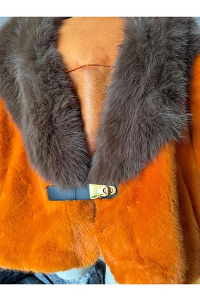 Natavanbutık Orange Elegance: Fur Detailed Coat