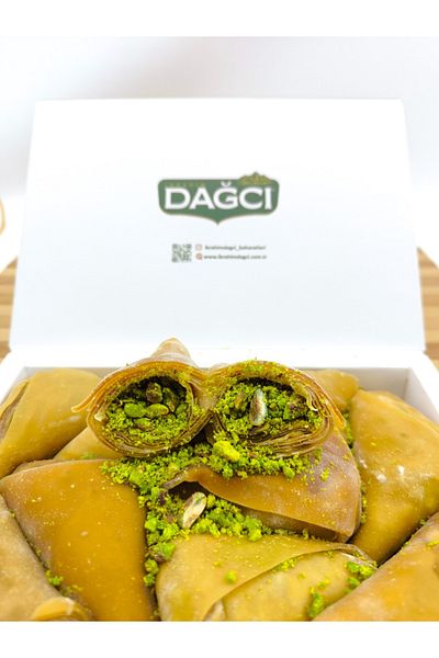 İBRAHİM DAĞCI BAHARATLARI Mountaineer Spice Amulet with Plenty of Pistachios 500 g 9 Pieces