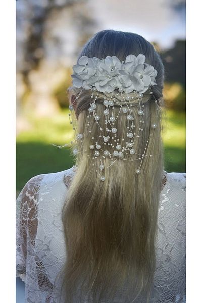 Eva Flore White Hydrangea Pearl Floral Bridal Wedding Hair Comb Hairpin