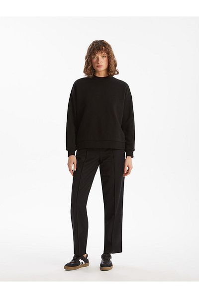 LC Waikiki Hanorac gros pentru femei LCW Vision Black Crew Neck Oversize