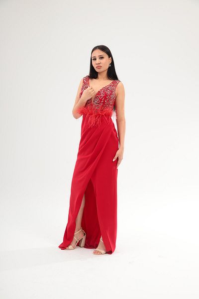Robes Women's Red V Thick Straps Stones and Feather Embroidered Slit Stylish Evening Dress
