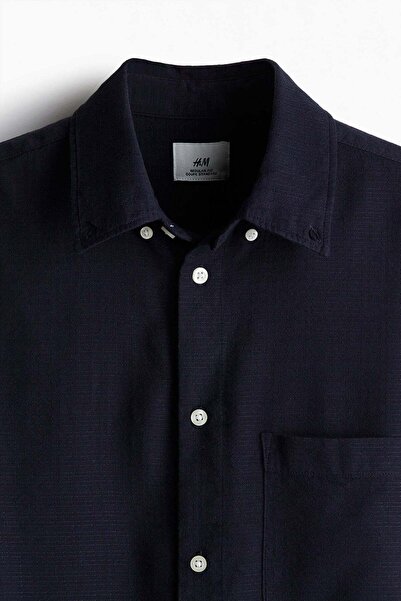H&M Regular Fit Textured shirt