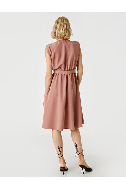 Koton Αμάνικο Μίντι Φόρεμα Ζώνη με V λαιμόκοψη