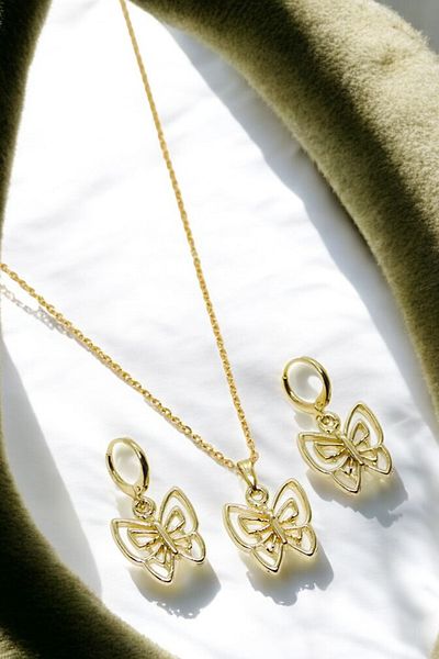 EUROMODA Butterfly Design Necklace Earring Suit Set