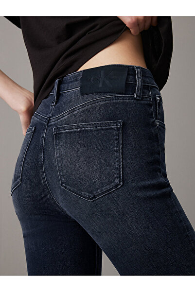 Calvin Klein Kadın Siyah Dar Kesim Pantolon