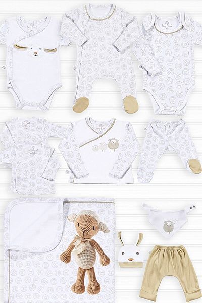 tinylamb Lamb Unisex Newborn 12 Piece Hospital Discharge Set Baby Clothing Set with Pleated Toys