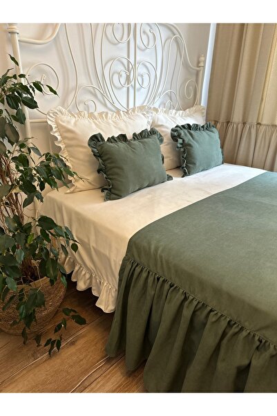 Decamor home Çağla Yeşili Fırfırlı Yatak Runner ve İç Dolgulu Kırlent Seti