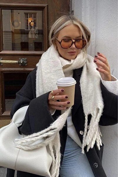 shieba outlet Kadın Yumuşak dokulu puf sherly şal atkı Püsküllü