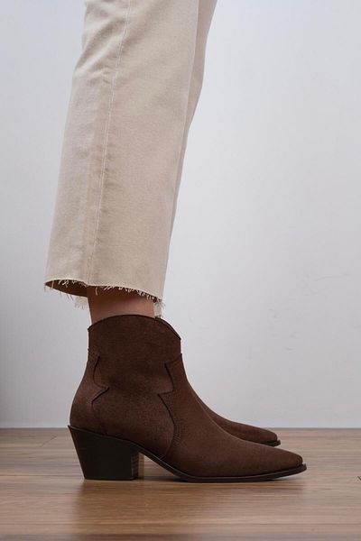 sovrana Brown Suede Short Cowboy Boots