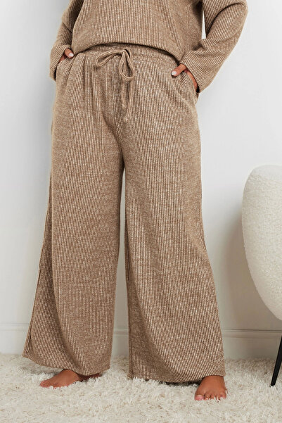 Stil Diva Plus Size Wide Leg Sweatpants with Pockets and Drawstring - 322294