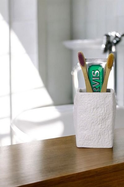 Evene Toothbrush Holder Toothbrush Holder Toothbrush Stand Toothbrush Holder White Model 7
