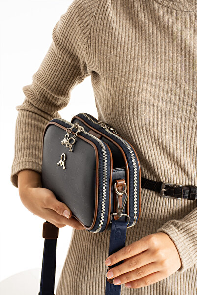 MEGA ÇANTA MEGA POLO CLUB OF COLORS ΓΥΝΑΙΚΕΙΑ ΤΣΑΝΤΑ ΜΕ ΡΥΘΜΙΖΟΜΕΝΟ ΛΑΒΕΙΟ ΏΜΟΣ