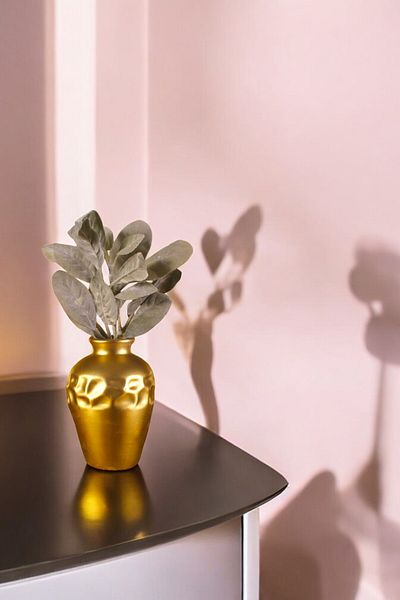 Evene Small Vase for Home Decoration - Table Top and Gold Color Model 46