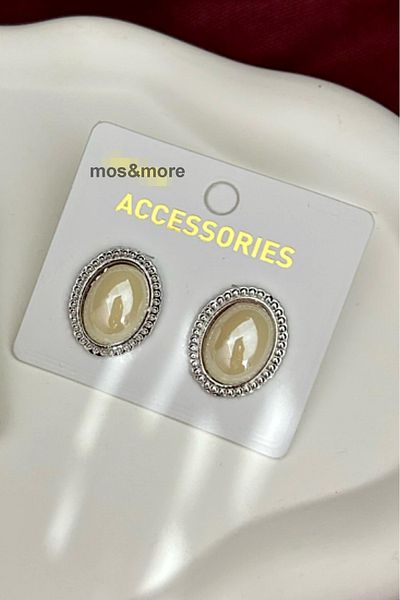 mos&more Silver Cream Stone Oval Stylish Women's Earrings