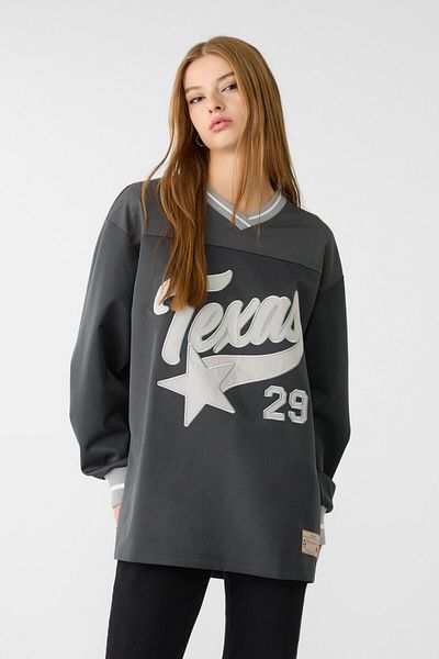 Stradivarius Embroidered Oversized T-Shirt