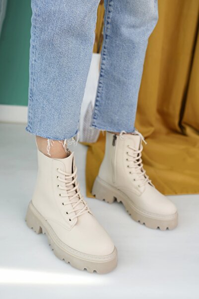 Karanshoes Kadın Bağcıklı Bej İçi tay tüyü Bot