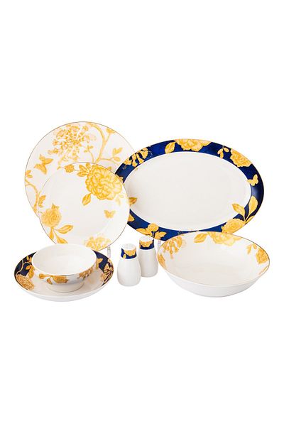 Dania 28-piece porcelain dining set with golden font, suitable for 6 people