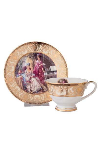 Dania A porcelain cup and saucer decorated with a drawing of the princesses of the Sultan's harem