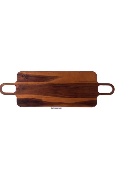 Dania Tbsi presenting Vietnamese beech wood with two handles and an elegant shape