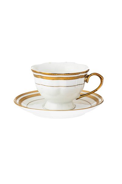 Dania A tea cup set with a porcelain saucer golden decoration