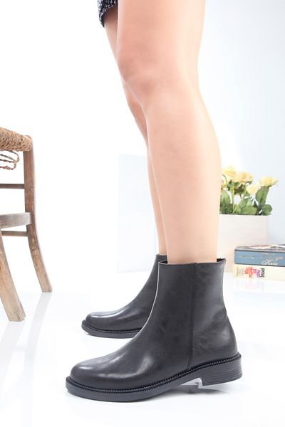 EYLÜLDEN MODA SHOES Eylülden Moda Shoes Γυναικείες κοντές μαύρες μπότες