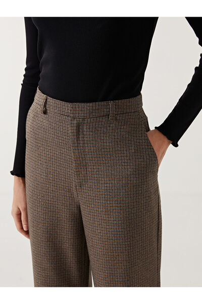 LC Waikiki LCW Modest Kahverengi Loose Fit Ekose Kadın Pantolon