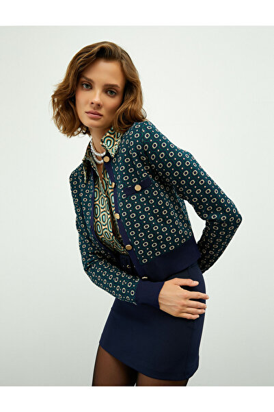 Koton Melis Ağazat X Koton - Geometrik Desenli Gold Düğmeli Hırka