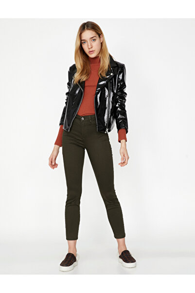 Koton Pantaloni verzi cu buzunar de damă