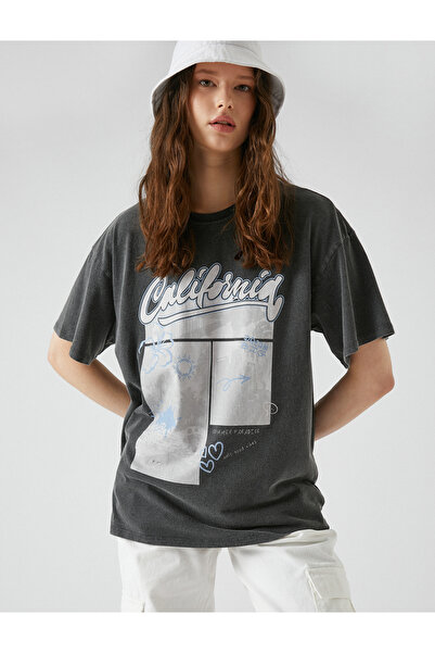 Koton Oversize εμπριμέ μπλουζάκι με λαιμόκοψη με κοντό μανίκι βαμβακερό