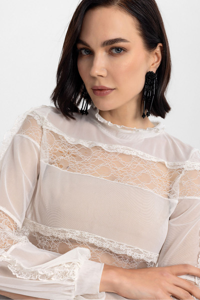 Evermade Uzun Kollu Fırfır Detaylı Transparan Bluz