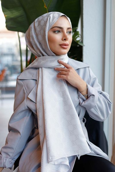 QASSA SHAL Checkerboard Pattern Shawl