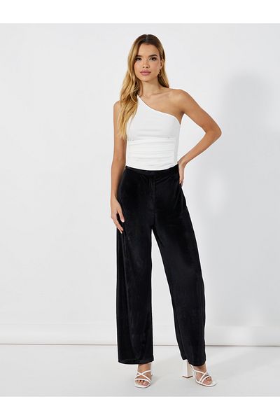 Styli Velvet Look Wide Leg High Rise Pants