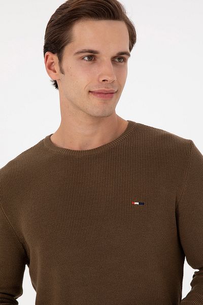 U.S. Polo Assn. Men's Khaki Basic Sweater 50298282 -Vr027